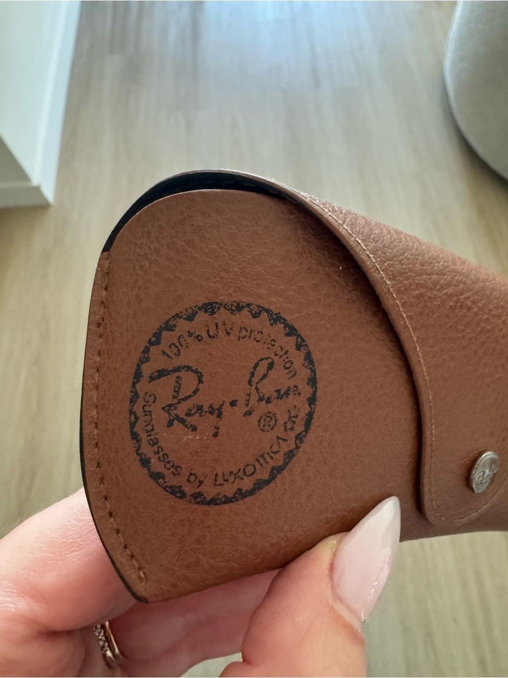 Ray-Lan Brown leather sunglasses case